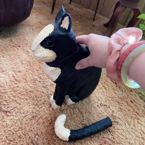 Collectible Carvings hand carved and painted made in the Philippines wooden cat - Picture 16 of 16